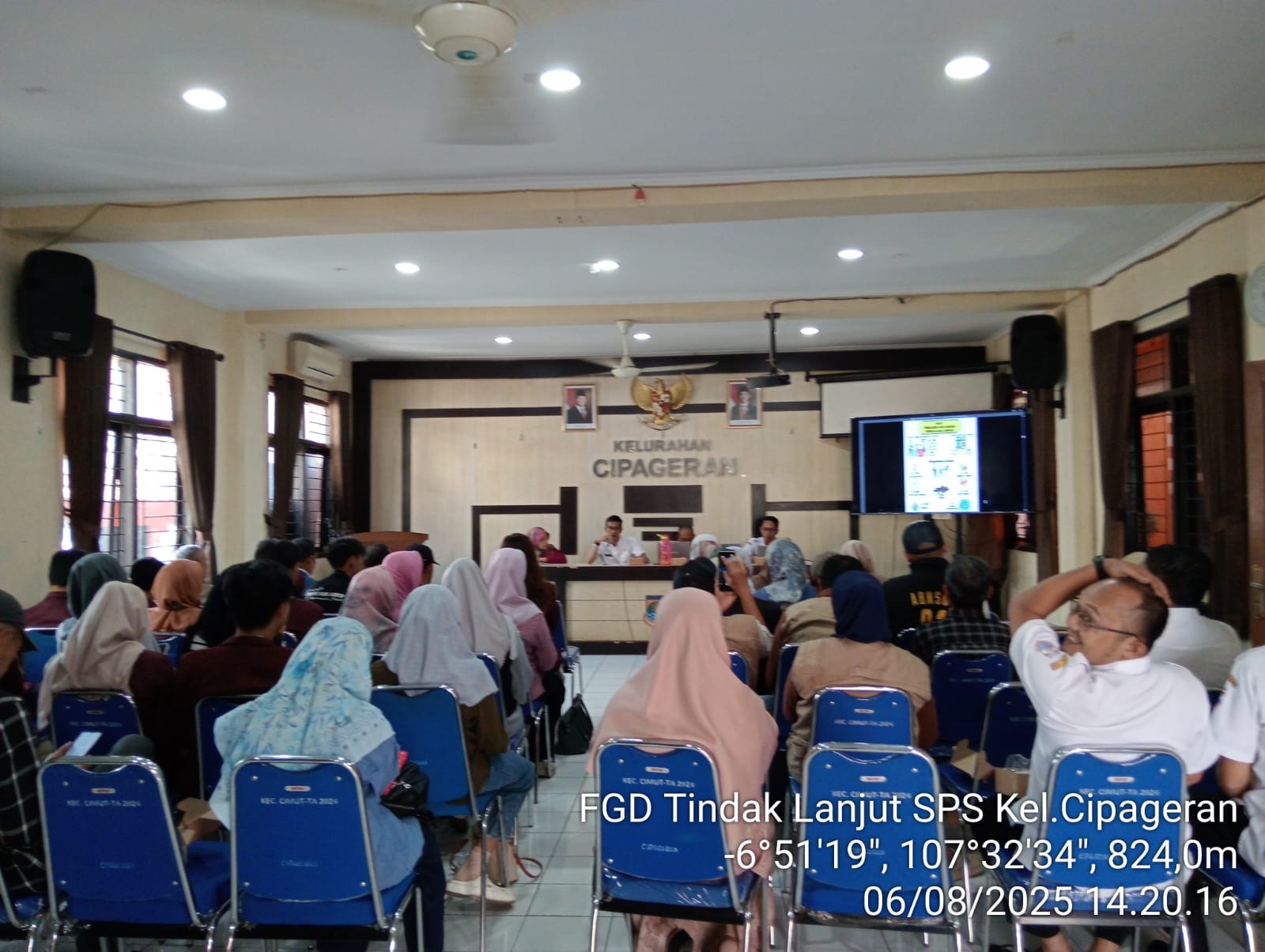 Kegiatan FGD Tindak Lanjut Survei Pengelolaan Sampah Kelurahan Cipageran 2025